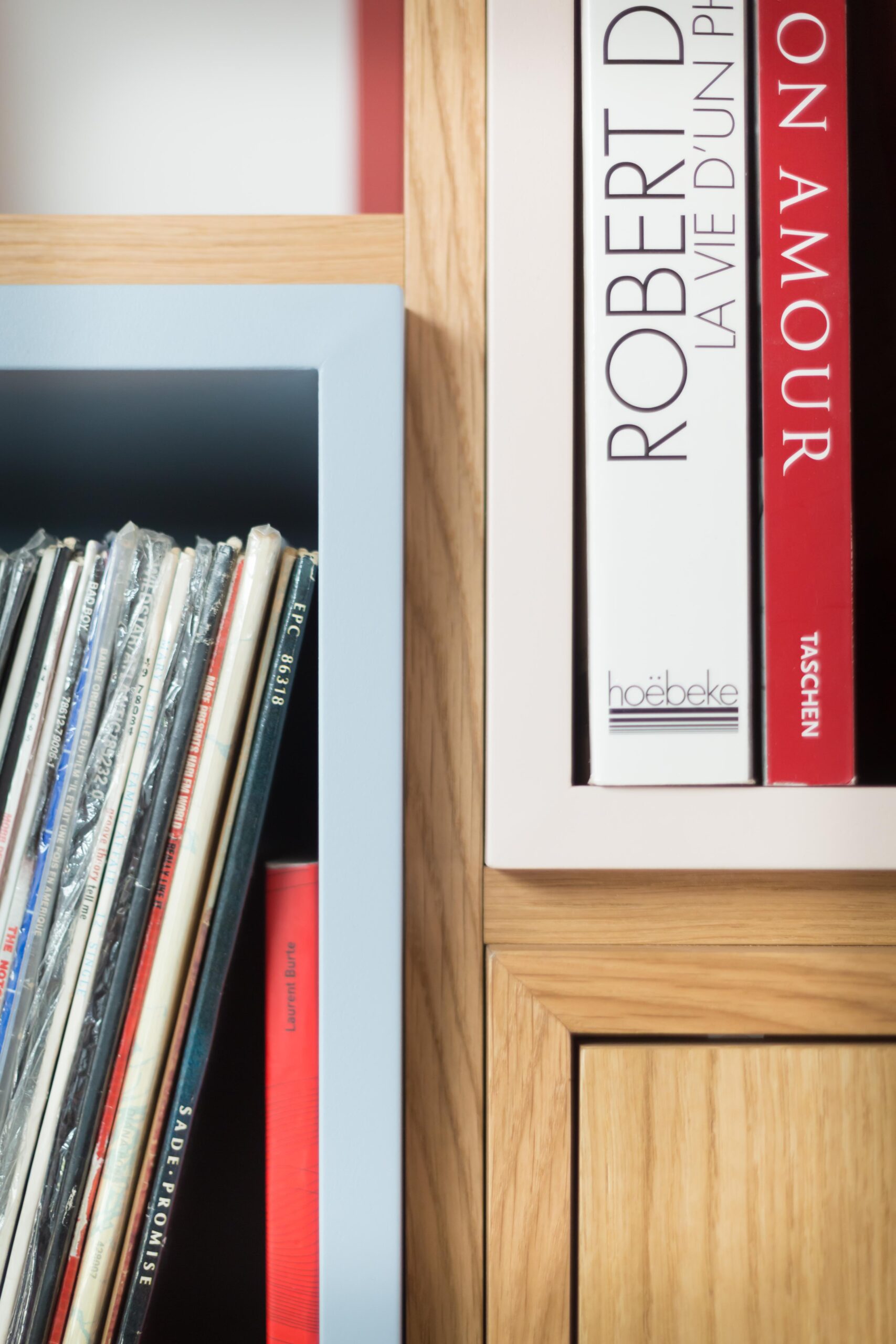 Projet Angela – Agencement Sur-Mesure d&rsquo;une bibliothèque à Rennes