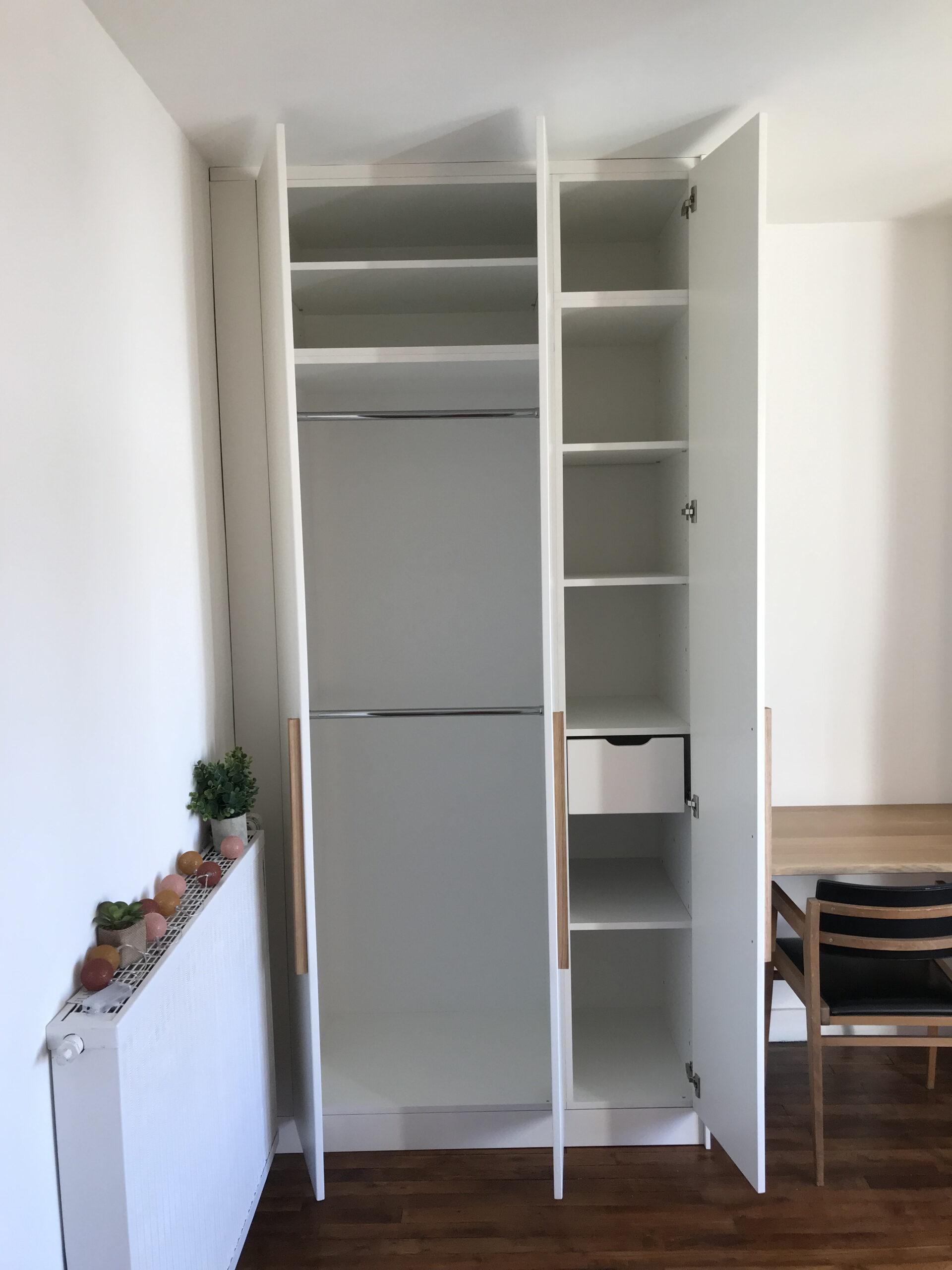 Projet Anne I – Agencement sur mesure de placards pour deux chambres – Larmor Plage