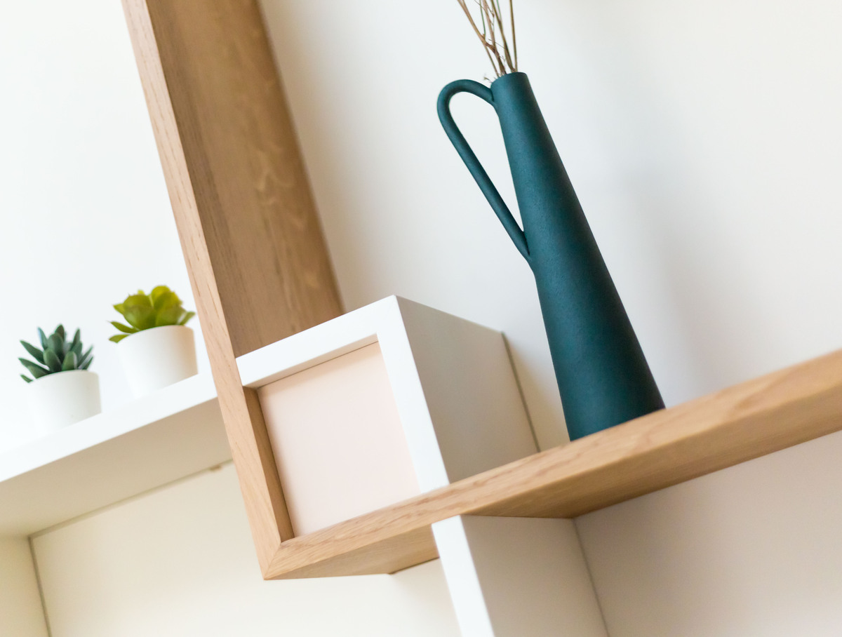 Projet Salma I – Agencement Sur-Mesure Meuble TV & Entrée près de Rennes